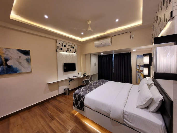 Bedroom 2, Hotel Surya Residency, Bangalore