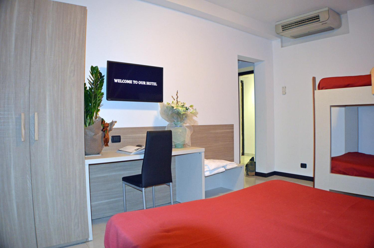 Bedroom 3, Sempione Hotel Malpensa, Varese