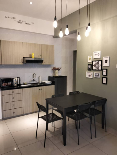 Living Room 5, Homestay Melaka @Mahkota Hotel (unit 3093/2092), Malacca City