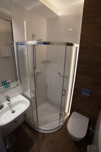 Bathroom 4, Novopolska - Hotel i Restauracja, Kościan