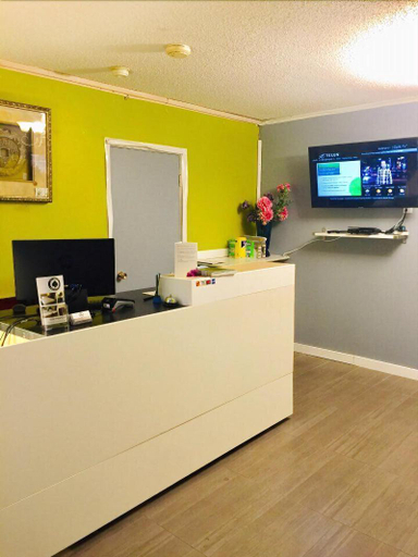 Public Area 2, Ace Motel, Okanagan-Similkameen
