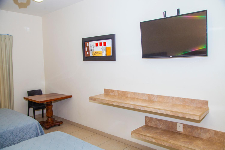 Others 4, Hotel Nonni, Dist. Pochutla