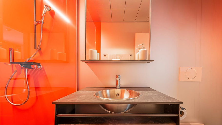 Bathroom 4, Los Lorentes Apartments Bern City, Bern
