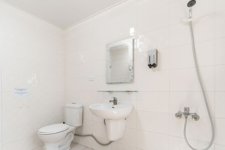 Bathroom 4, LoveRiverInn, Kaohsiung