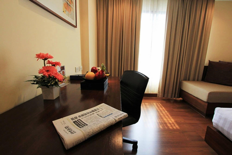 Bedroom 3, St. James Hotel, Khlong Toey