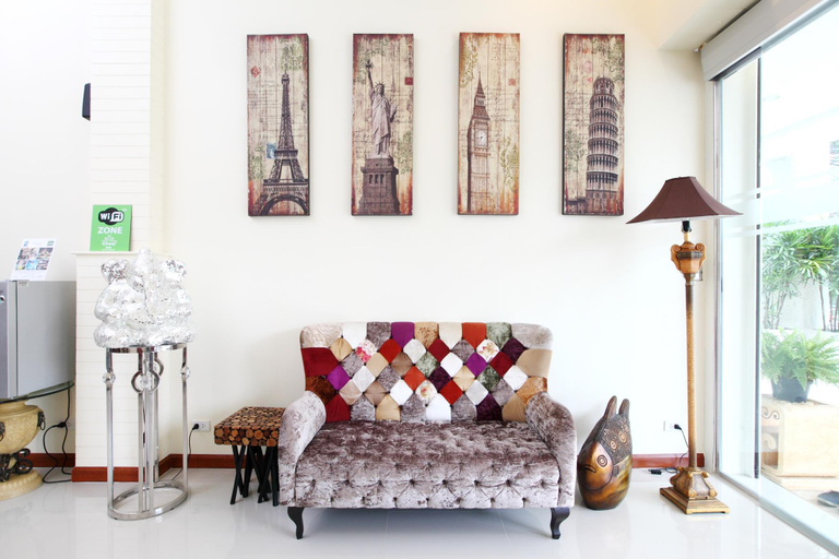Public Area 2, iCheck inn Sukhumvit 22, Khlong Toey