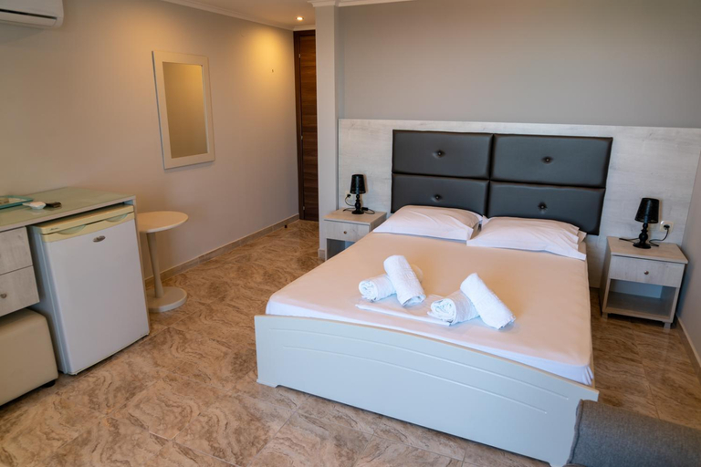 Others 4, Rea Hotel, Central Macedonia