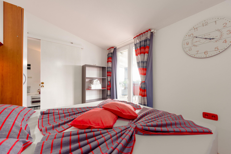 Bedroom 2, Apartments Trk, Vir