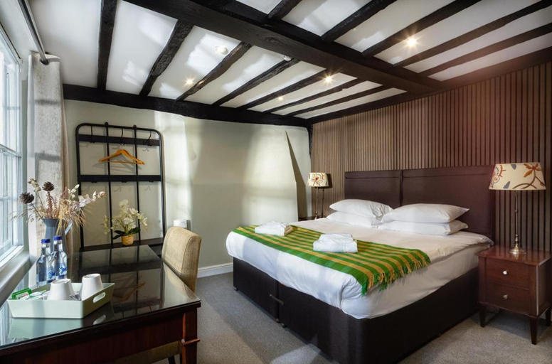 Bedroom 5, Whyte Harte Hotel, Surrey