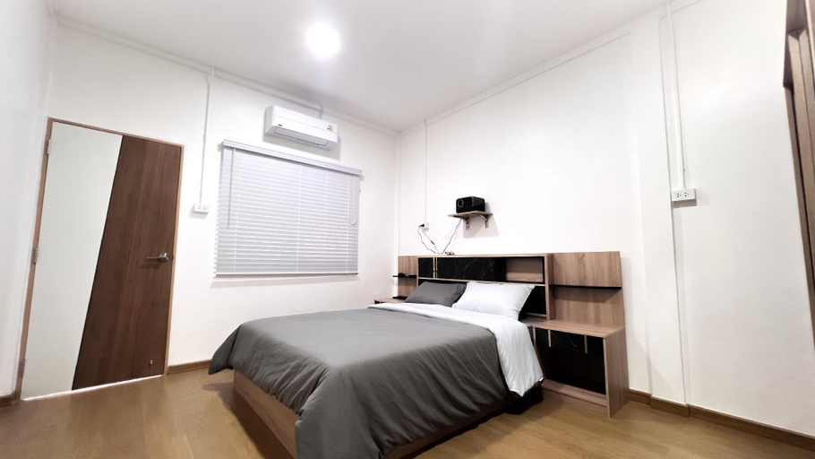 Bedroom 4, uouRangnamHouse, Ratchathewi