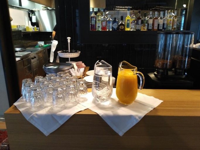 Food & Drinks 4, Hotel ZwiBack, Uster