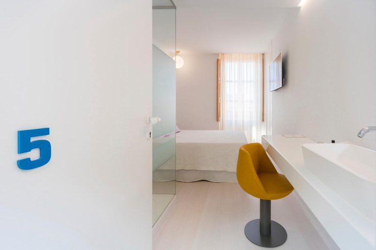 Bathroom 3, Fonda Llabres Boutique, Baleares