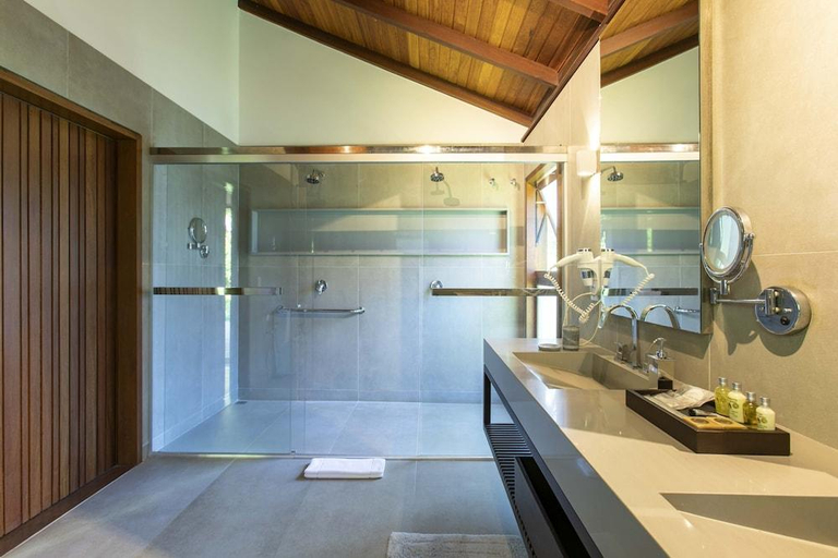 Bathroom 4, Kuara Hotel, Porto Seguro