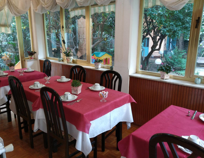 Food & Drinks 4, Hotel Lucciola, Imperia