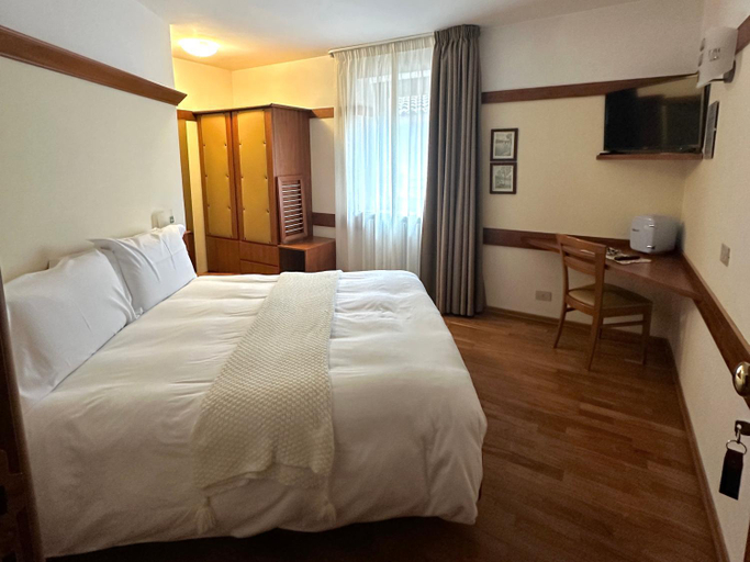 Bedroom 3, Il Duca Degli Abruzzi, L'Aquila