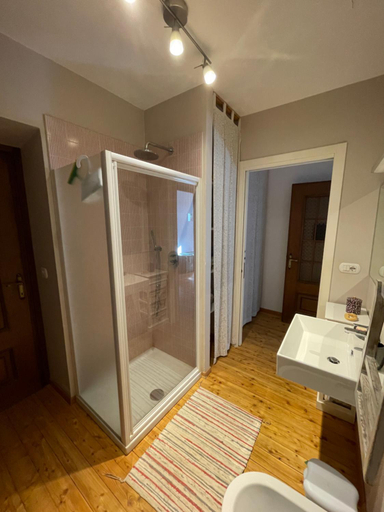 Others 3, Ai 4 Gatti B&B, Biella
