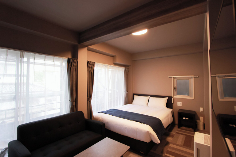 Room 2, Advanced Stay Hakata, Fukuoka