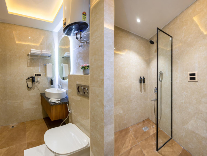 Bathroom 5, Saltstayz Premier - Sector 50 & Golf Course Ext Road, Gurgaon