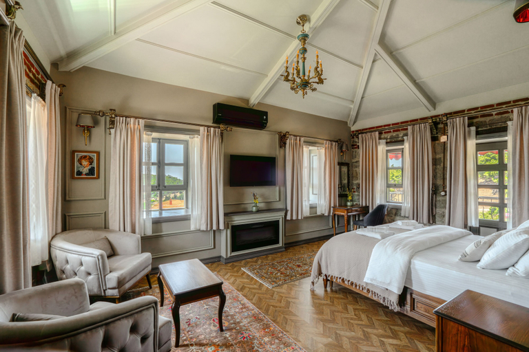 Bedroom 5, Orion Adatepe, Ayvacık