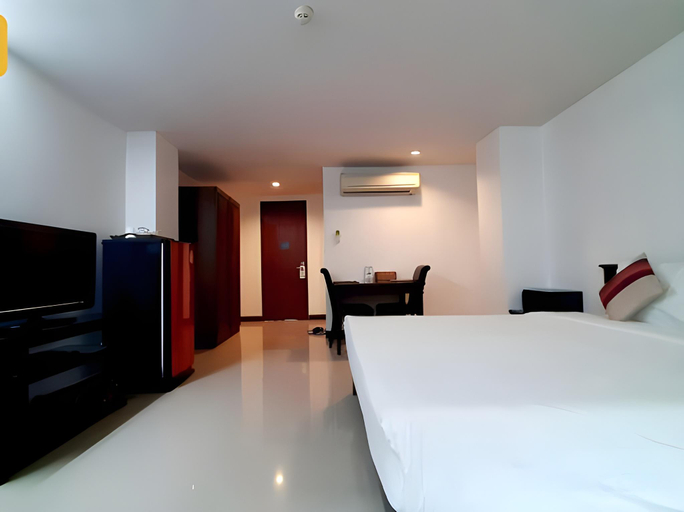 Bedroom 3, City Plaza Nana Hotel, Wattana
