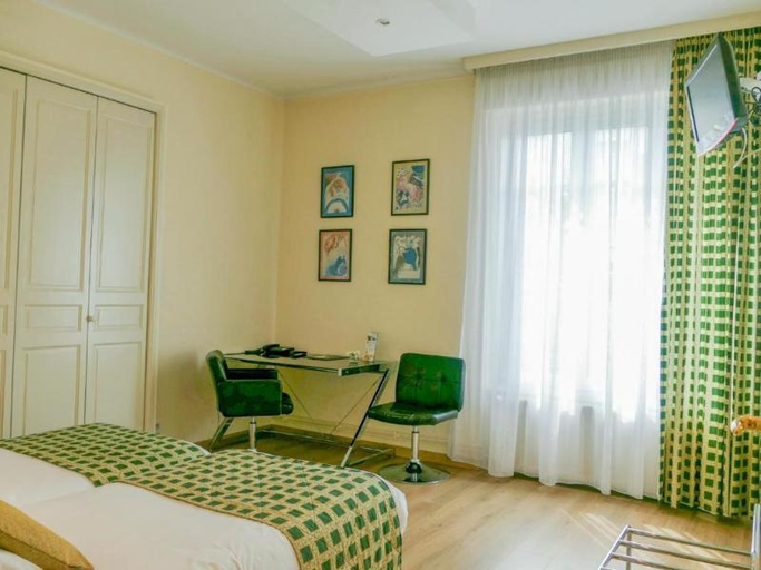Bedroom 2, Hotel Berlioz EuroAirport Basel - Mulhouse - Freiburg, Haut-Rhin