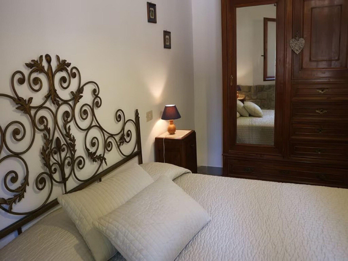 Bedroom, Agriturismo Poggio di Montepescoli - Il Noce, Florence