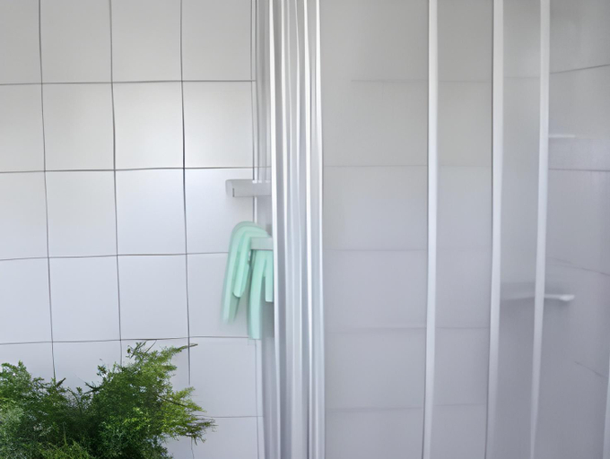 Bathroom 3, Gasthof Sauerwald, Hochsauerlandkreis