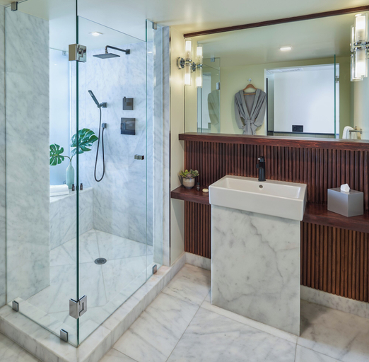 Bathroom 5, Balfour Miami Beach, a Registry Collection Hotel, Miami-Dade