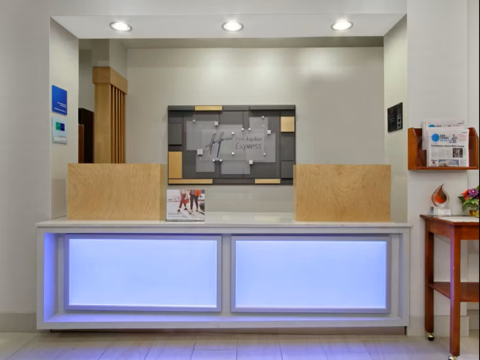 Public Area 2, Holiday Inn Express BOONVILLE by IHG, Cooper