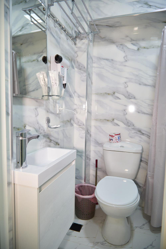 Bathroom 2, Hotel Shaboda, Samarkand