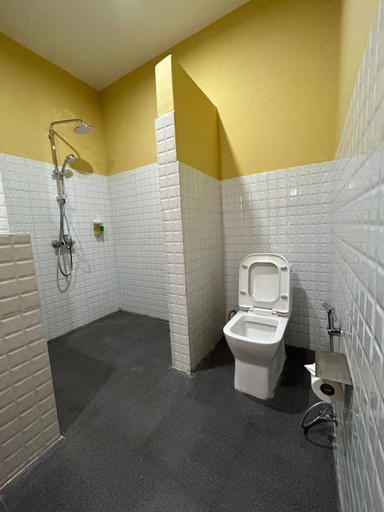 Bathroom 3, Spirit Village Lodge, Dzoma