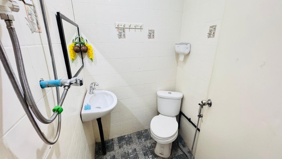 Others 3, Stay At Moon Hostel Haad Rin, Ko Phangan