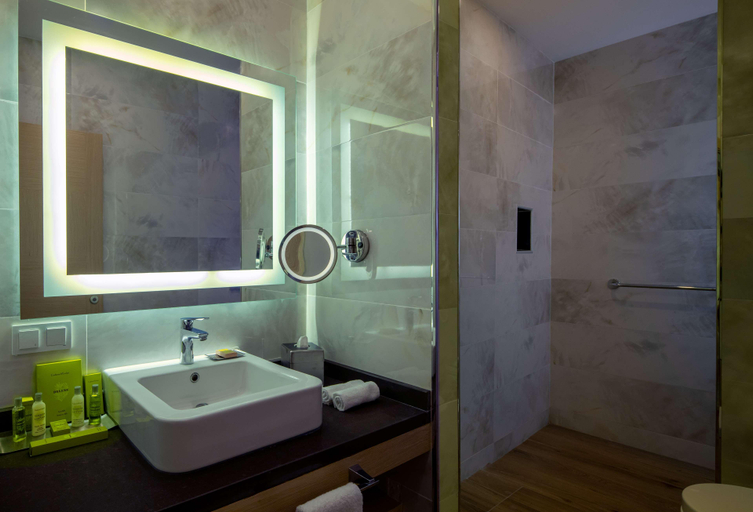 Bathroom 5, DoubleTree by Hilton Bodrum Marina Vista, Bodrum