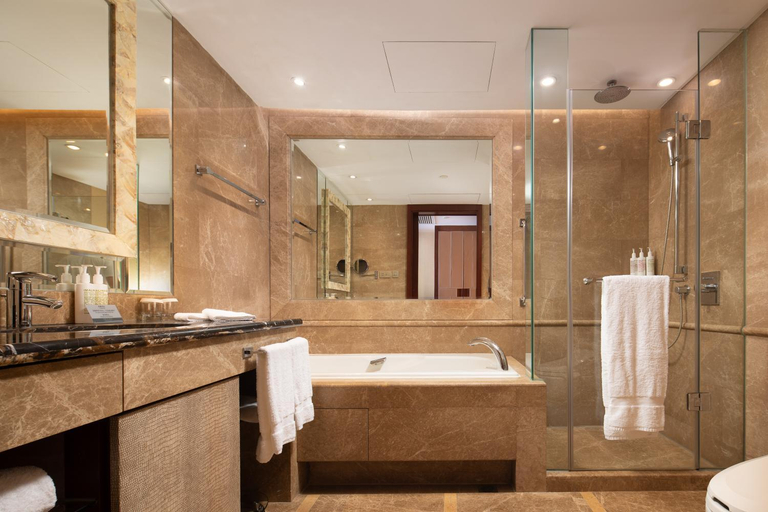 Bathroom 4, New World Dalian Hotel, Dalian