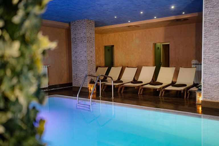 Sport & Beauty 2, Cornelia Deluxe Residence                                                                   , Razlog
