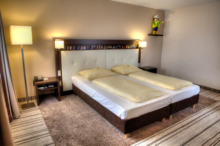 Bedroom 2, Ringhotel Reubel, Fürth