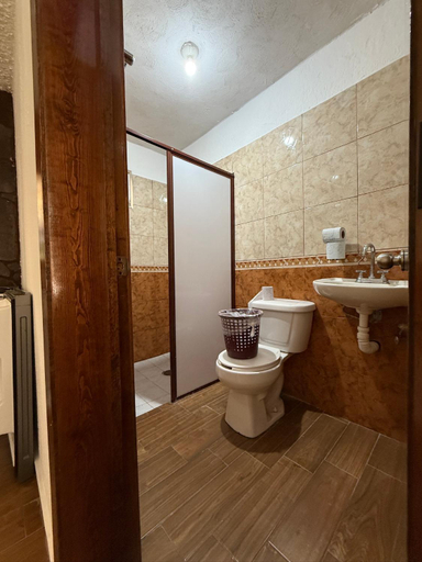 Bathroom, Mi ranchito samao, Santa María del Oro