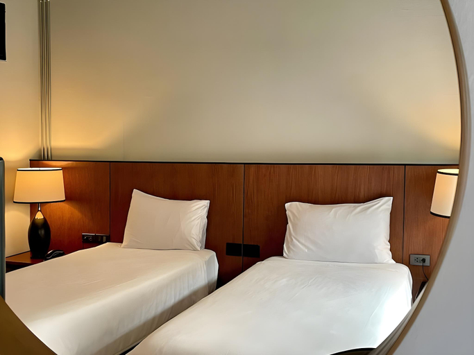 Bedroom 3, W22 by Burasari, Samphantawong