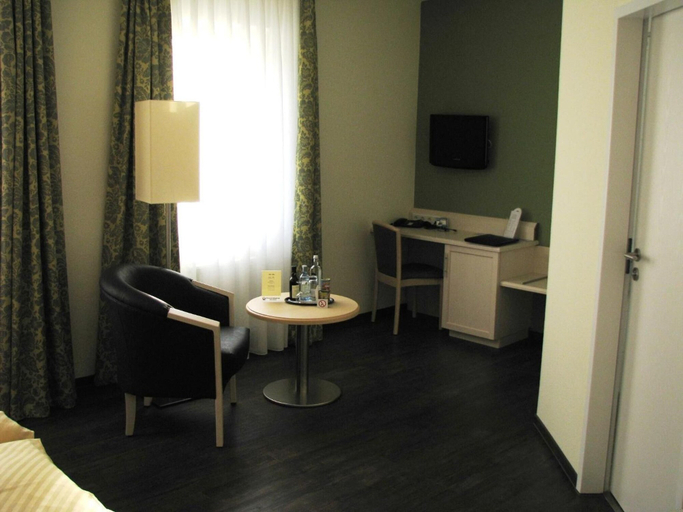 Others 5, AKZENT Hotel Albert, Recklinghausen
