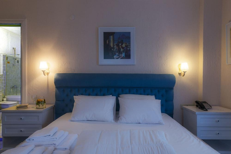 Bedroom 3, Aeneas Hotel, Edremit