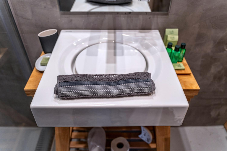Bathroom 3, Design Hotel 36, Stolichna