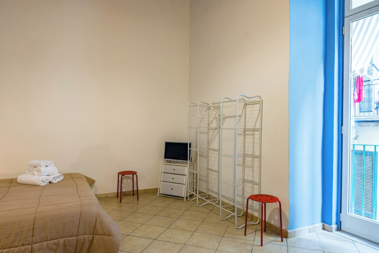 Room 4, Quartieri Spagnoli Experiences at Taverna Penta, Napoli