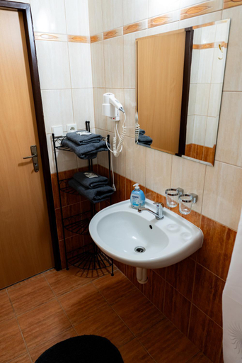 Bathroom 3, Hotel Cementar, Přerov