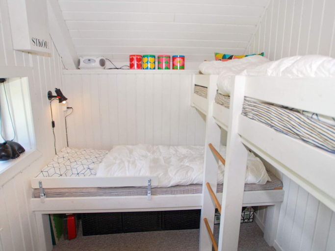 Bedroom 2, 6 Person Holiday Home in Skjern, Ringkøbing-Skjern