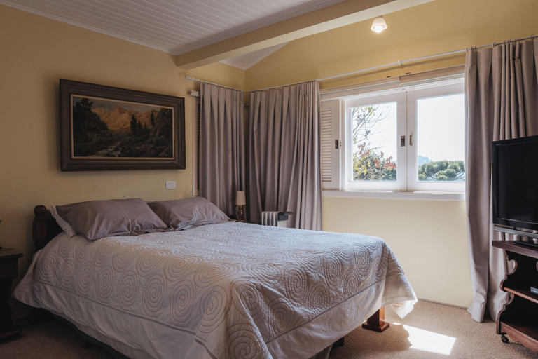 Bedroom 2, Refúgio Ultramor: sua casa na montanha, Campo Limpo Paulista