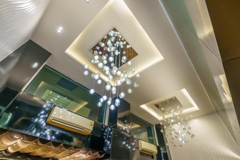 Lobby 5, Deco Lux Hotel, Ratchathewi