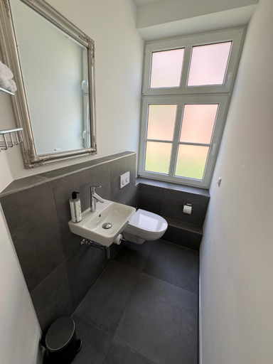 Bathroom 2, Landhotel Jagdschlosschen, Coesfeld