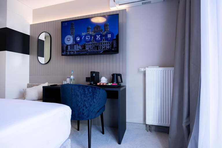 Bedroom 3, Digital Hotel Kronjuwel by BRIGHT Waldkirch - Self Check-In I NIRO, Emmendingen