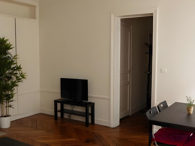 Others 4, Résidence Bergère - Appartements, Paris