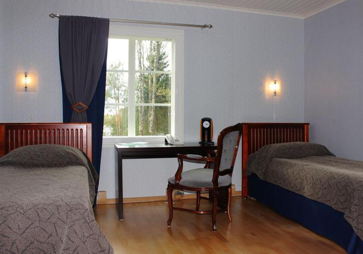 Bedroom 3, Hotel Sininen Helmi, North Savonia